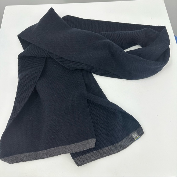 Larsson & Co Other - Larsson & Co L&Co Blue Gray Knit Scarf Rectangular
